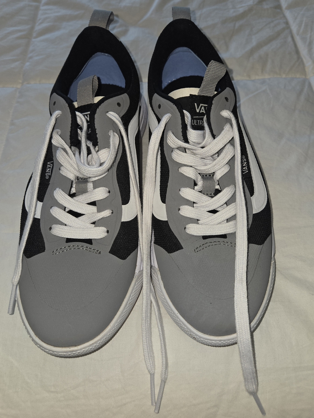 Vans UltraRange Gray Black White Lace-Up Sneakers